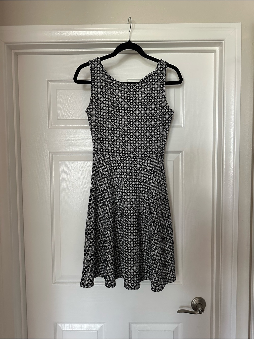 Kaileigh Black and White Sleeveless Fit & Flare Mini Dress